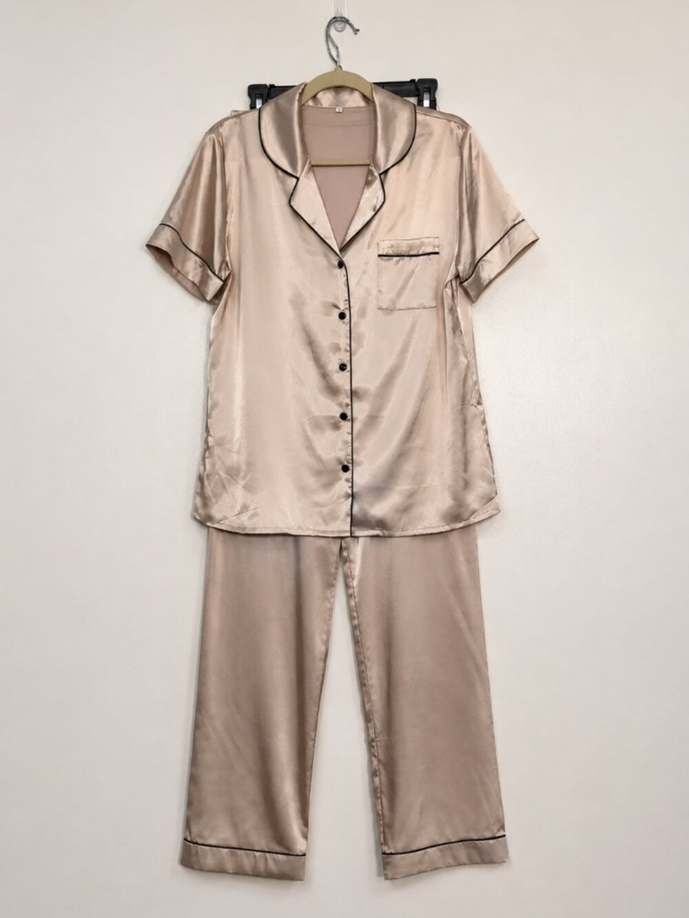 Amazon Comfy Champagne Satin Pajama Set S NWT